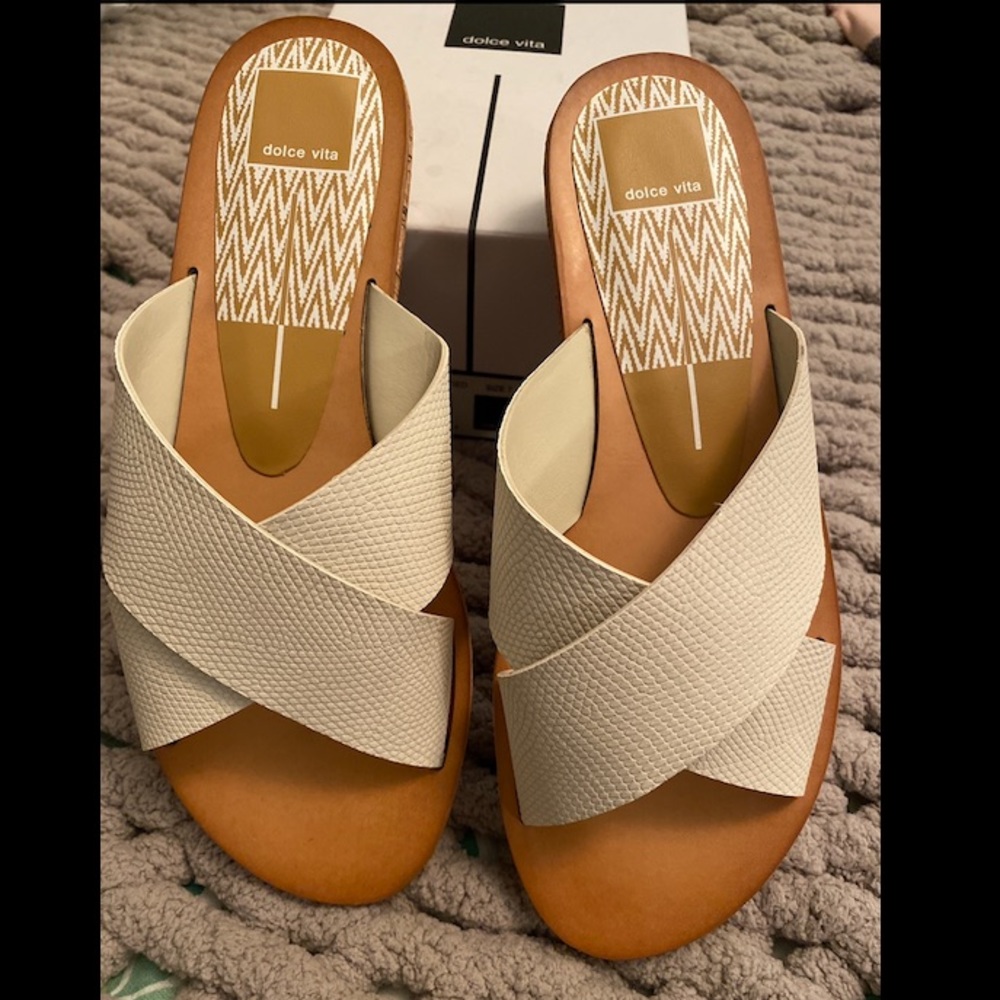 Dolce Vita White Lizard sandals in size 7 Brand new